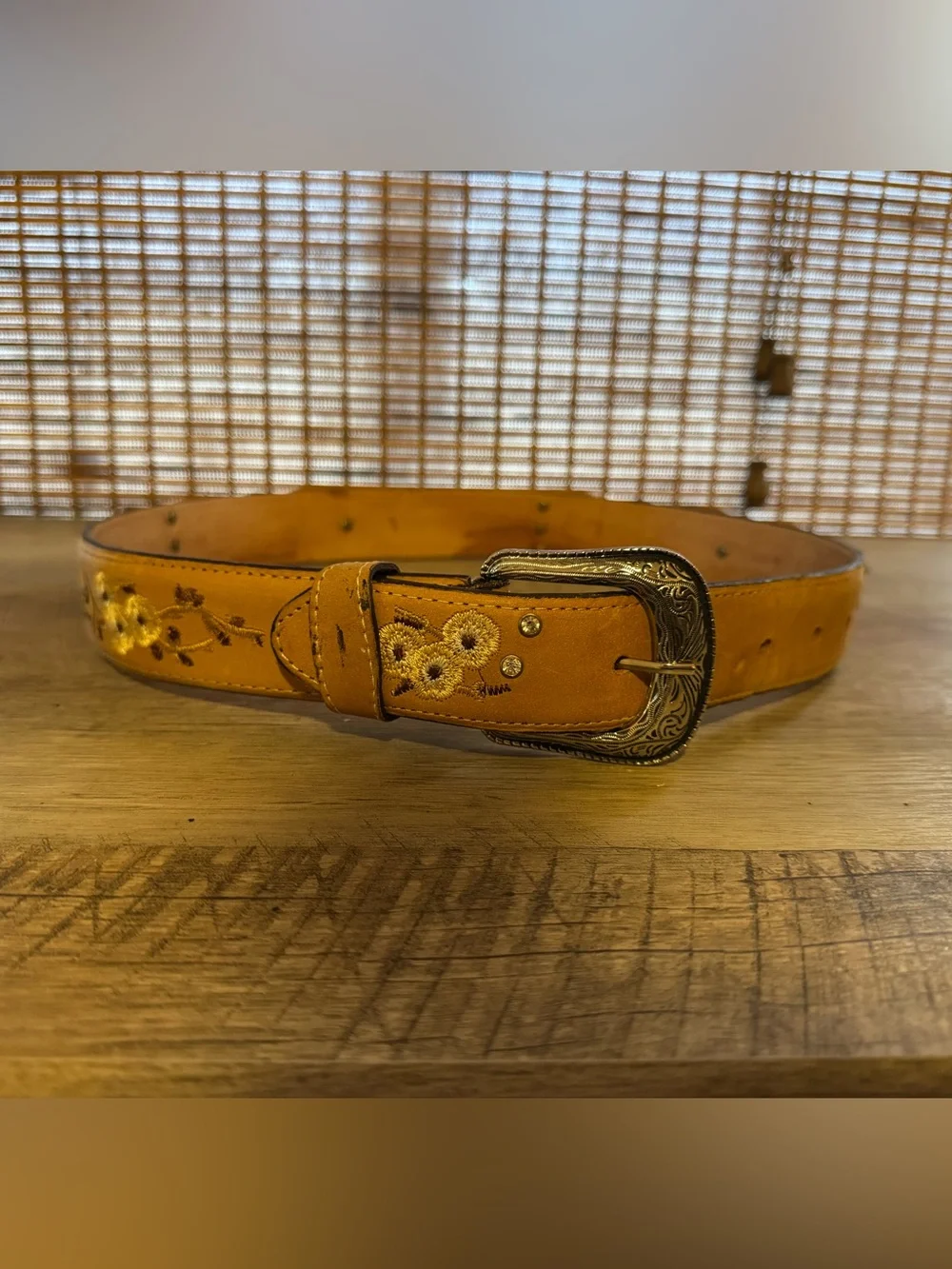 Western-style Embroidered Leather Belt - Picture 1 of 3